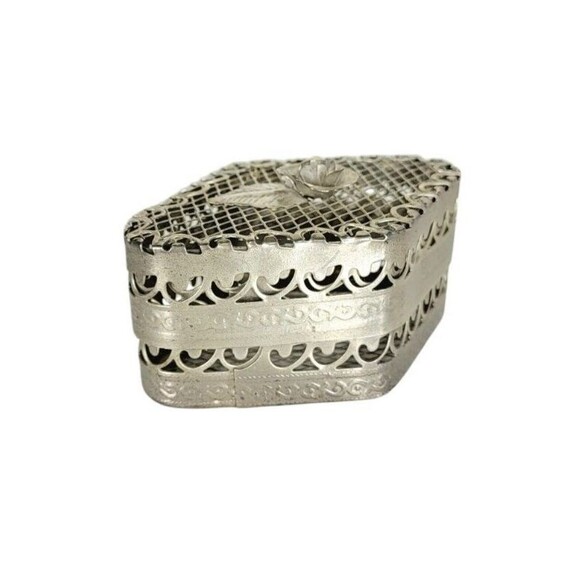Vintage Ornate Silver Metal Mesh Rosette Jewelry Ring Proposal Trinket Gift Box - Picture 6 of 9